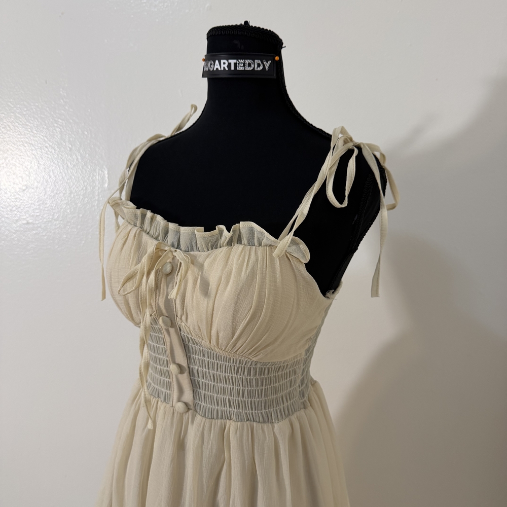 Elegant Cream Sleeveless Dress - Picture 7 of 9